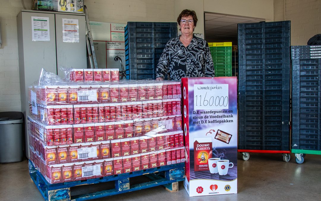 Maar liefst 1460 pakken koffie voor Voedselbank Katwijk!