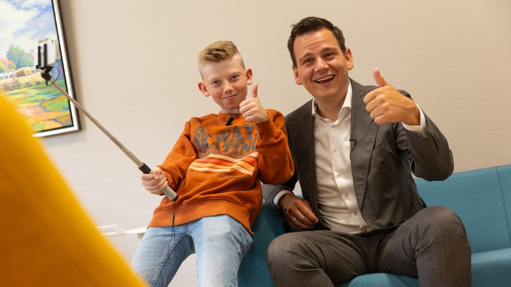 Gijs met wethouder Mostert