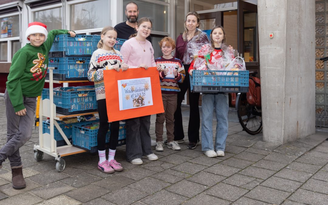 Volle kratten met kerstontbijt en een cheque!